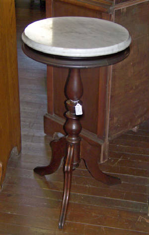 VICTORIAN MARBLE TOP STAND