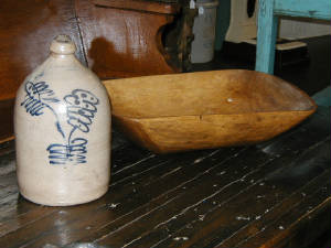 STONEWARE AND WOODENWARE