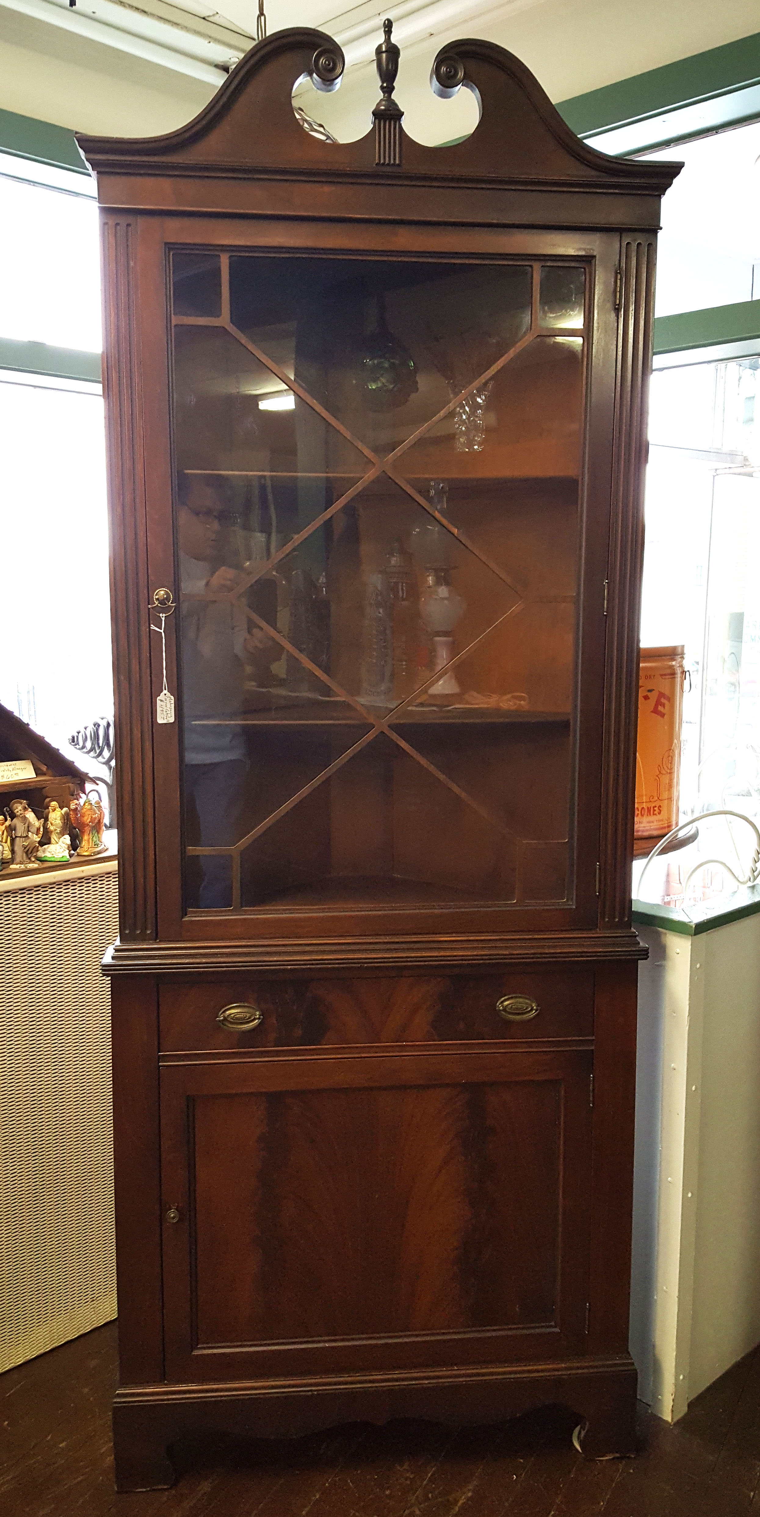 MAHOGANY CORNER CABINET