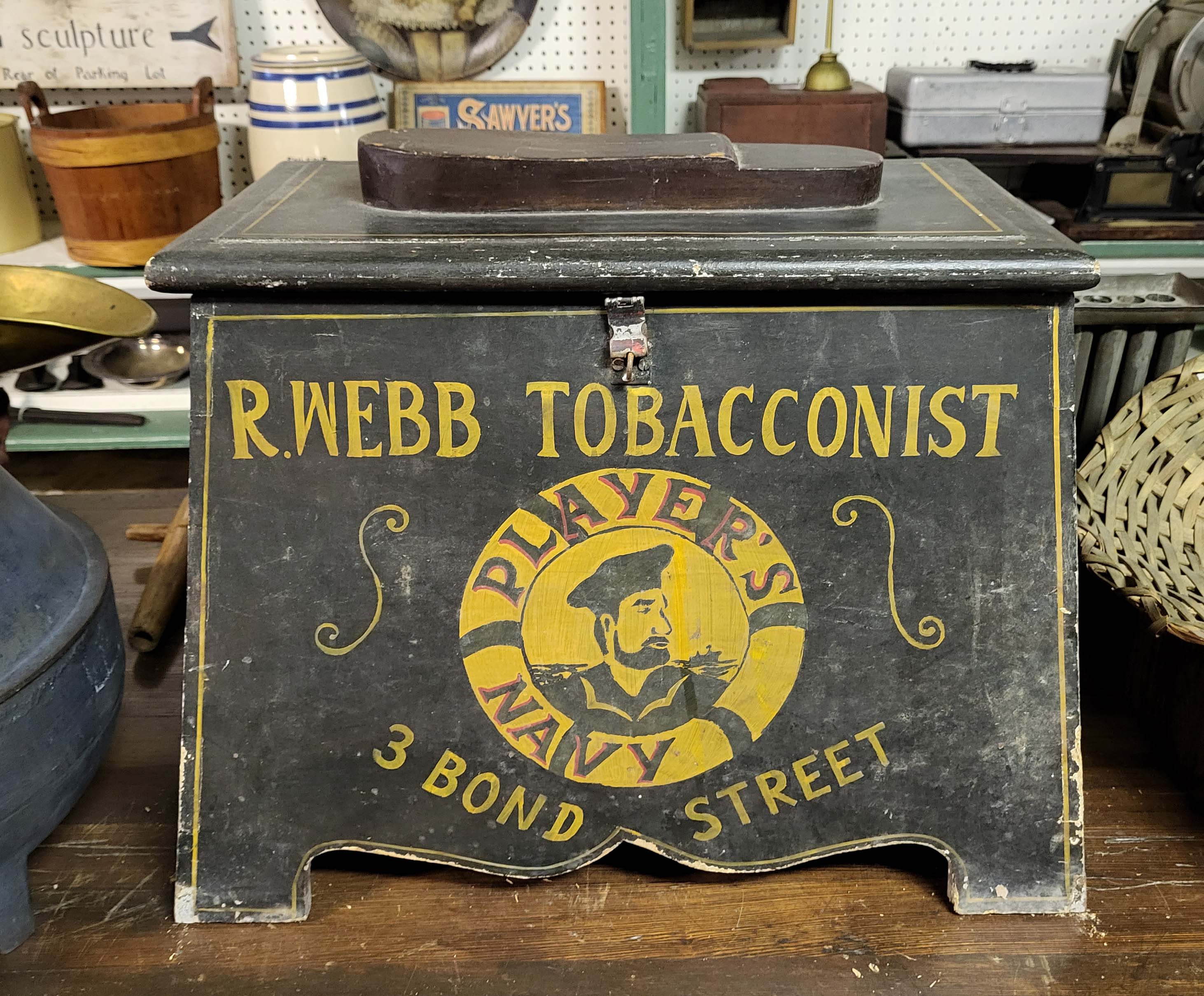 PLAYERS NAVY TOBACCO SHOESHINE BOX