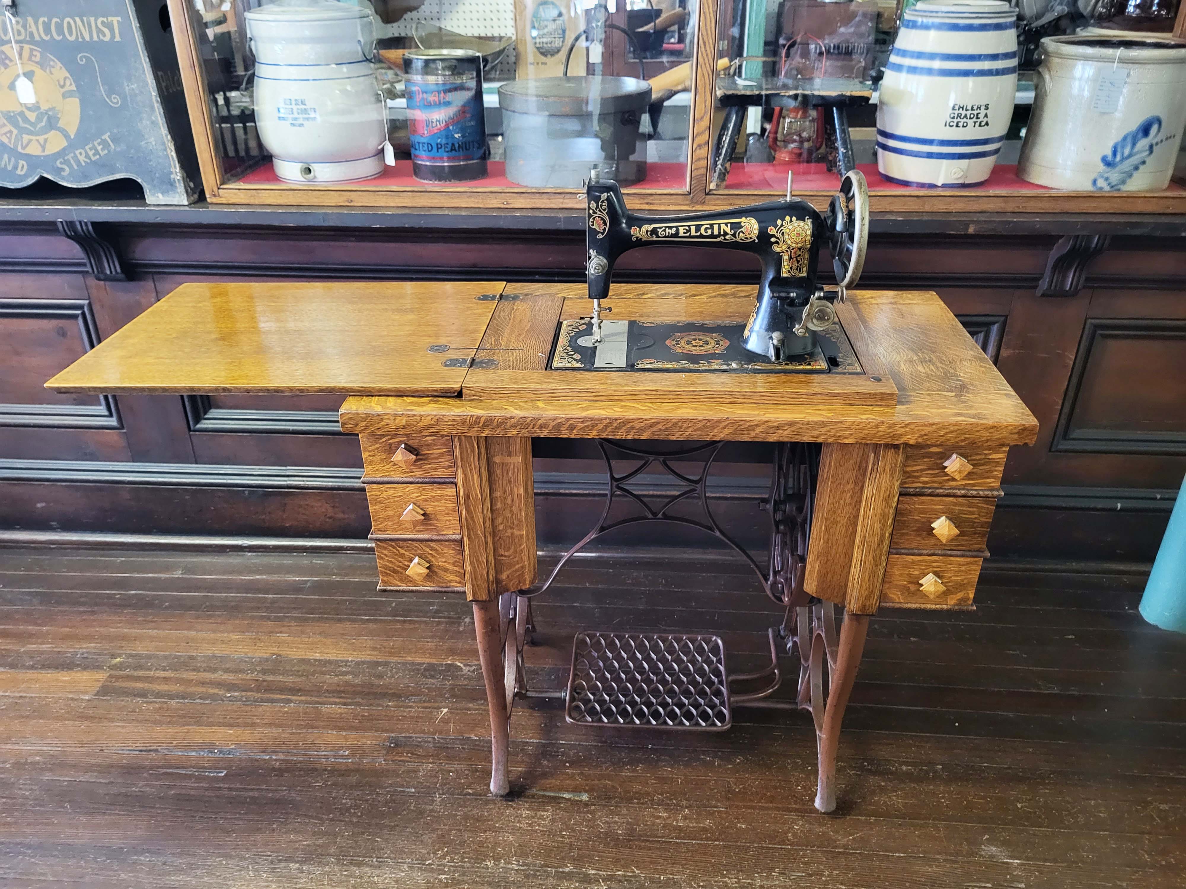 ELGIN SEWING MACHINE