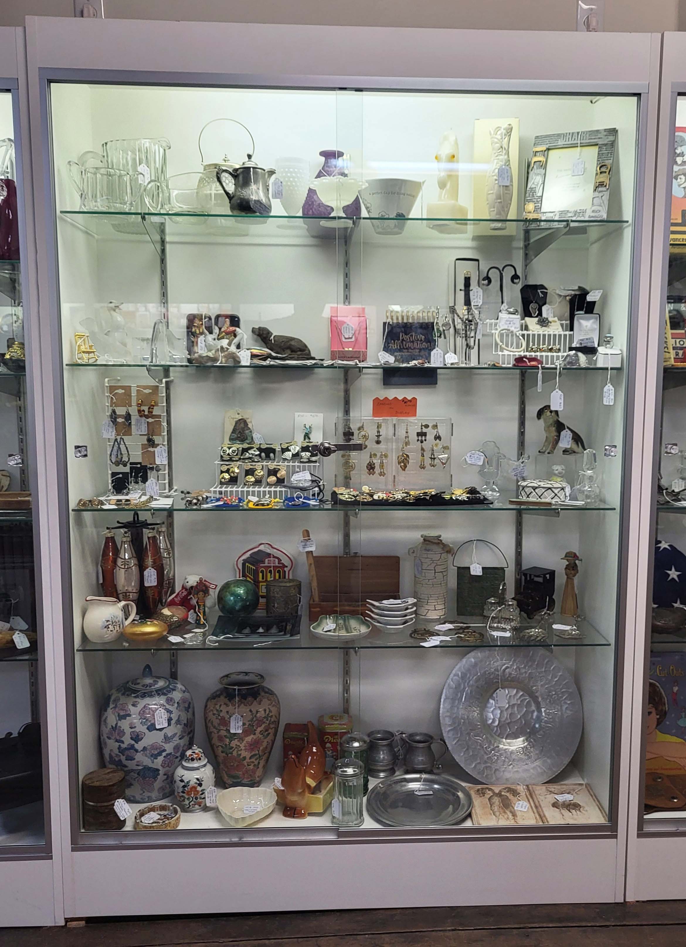 RANDI'S SHOWCASE