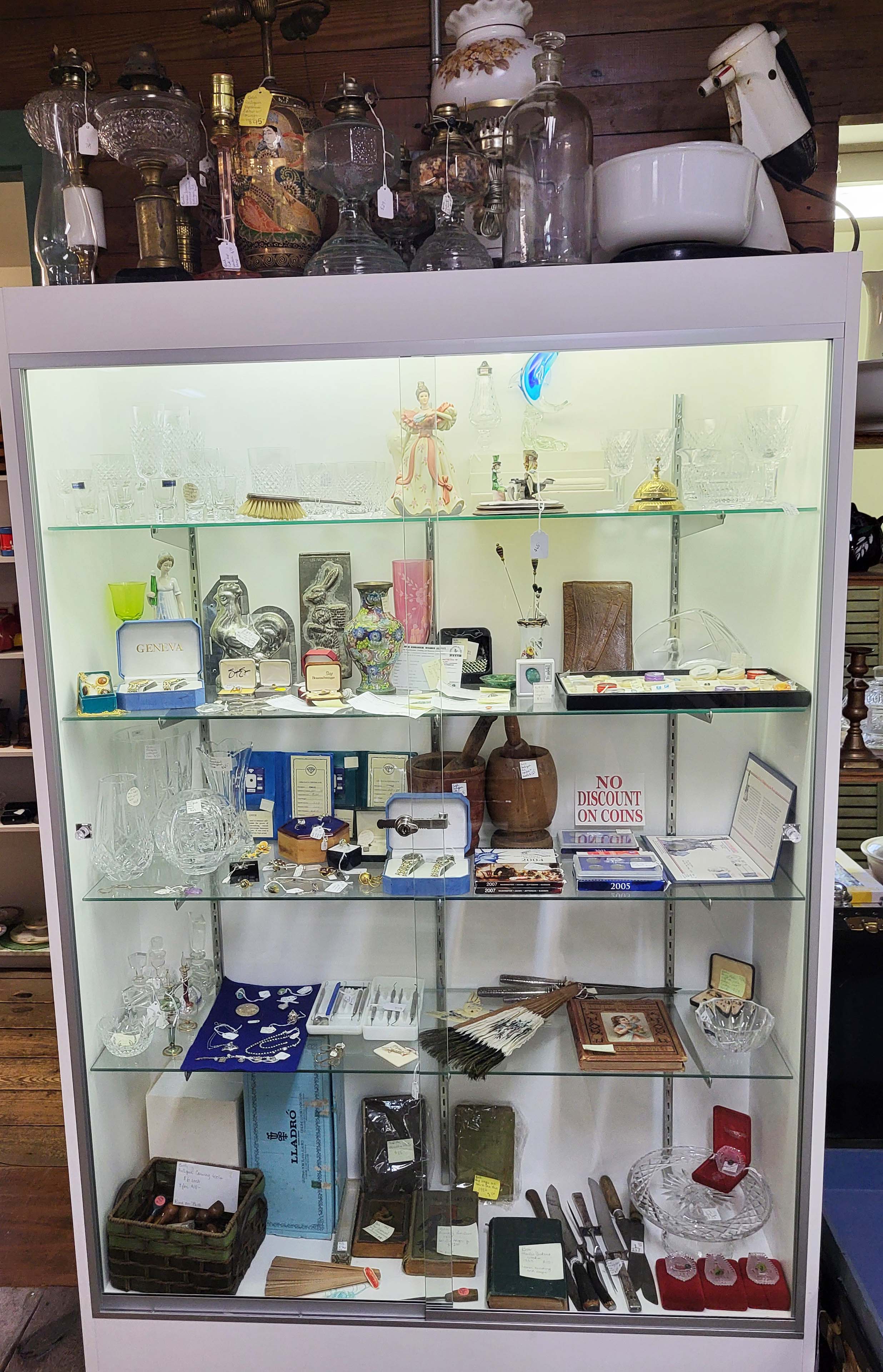 BETH's SHOWCASE UPSTAIRS